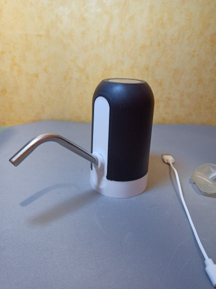 💧 Dispensador de Agua Recargable USB