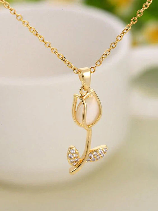 🌷 Collar Flor Tulipán + Caja de Regalo 🎁 ✨ Un collar elegante, delicado y lleno de color que hará brillar cualquier look