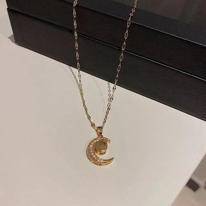 🌙✨ COLLAR LUNA “TE AMO EN 100 IDIOMAS” – EL REGALO MÁS ROMÁNTICO Y ESPECIAL ✨💖